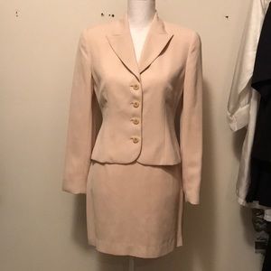Petite size 4 skirt suit